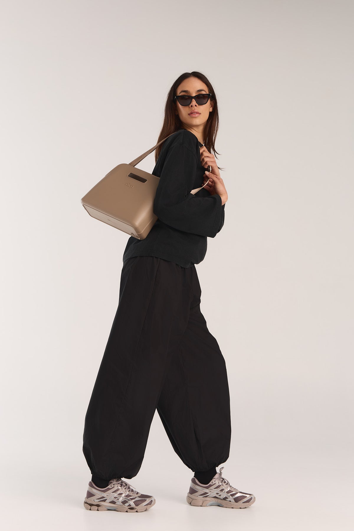 The BB Tote Set - Taupe