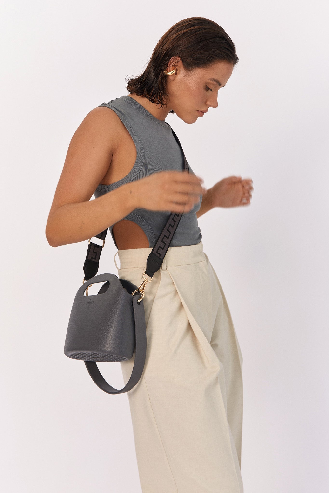 BB Mini Charcoal + FREE Strap